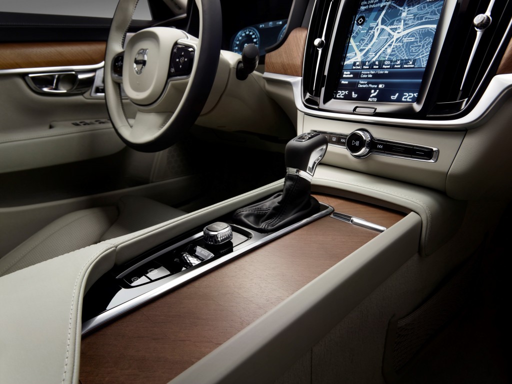 Interior Tunnel Console Volvo S90