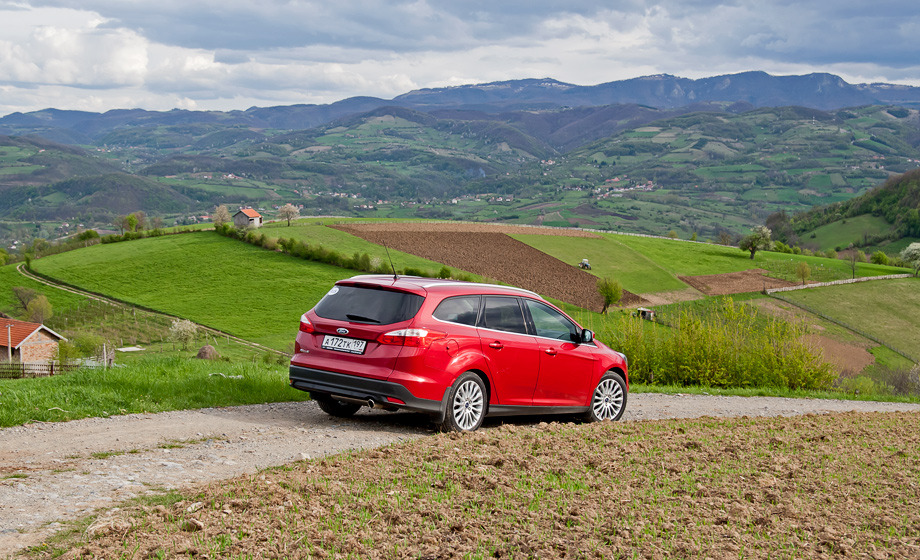 chevrolet cruze или ford focus 3