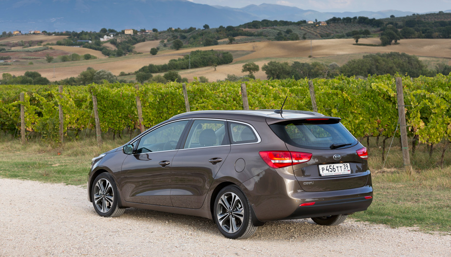 что лучше kia rio или ford focus 3